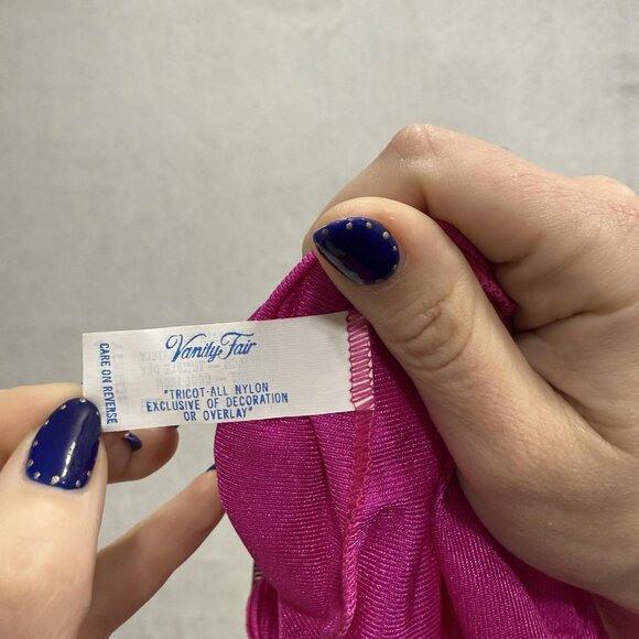 Vintage Vanity Fair Nightgown Womens Medium Fuchsia Nylon Tricot Embroidered 80s - Picture 7 of 9